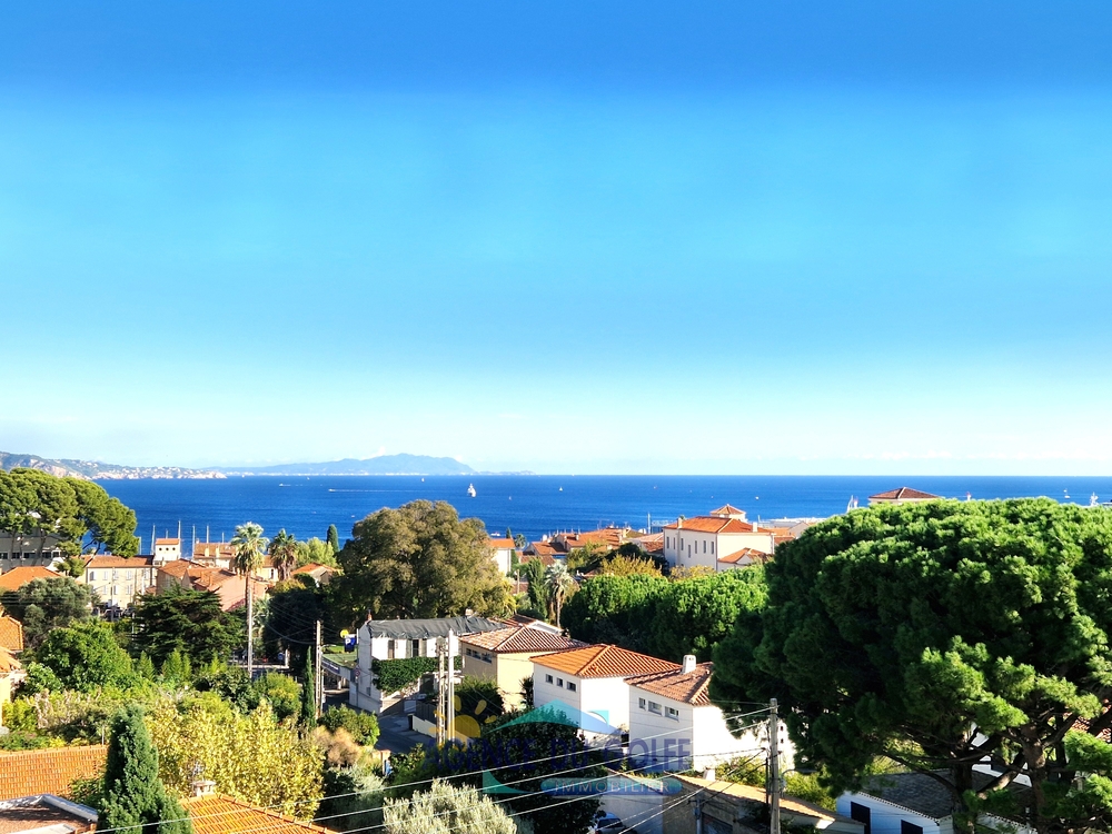 Appartement 3 pièces 82 m² · à La Ciotat · 82 m² · 385 000 €